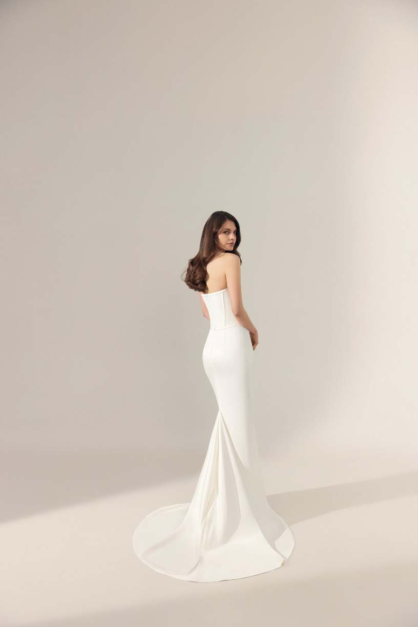 Havfrue enkel hvid brudekjole 