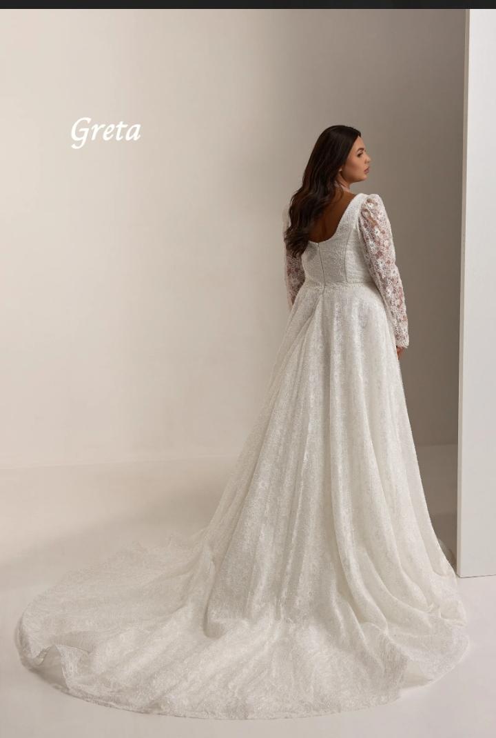 Greta brudekjole med blonder 